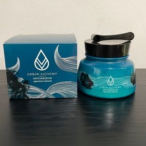 Urban Alchemy Opus Magnum signature cleanse 10.6 Oz in box - 2/20